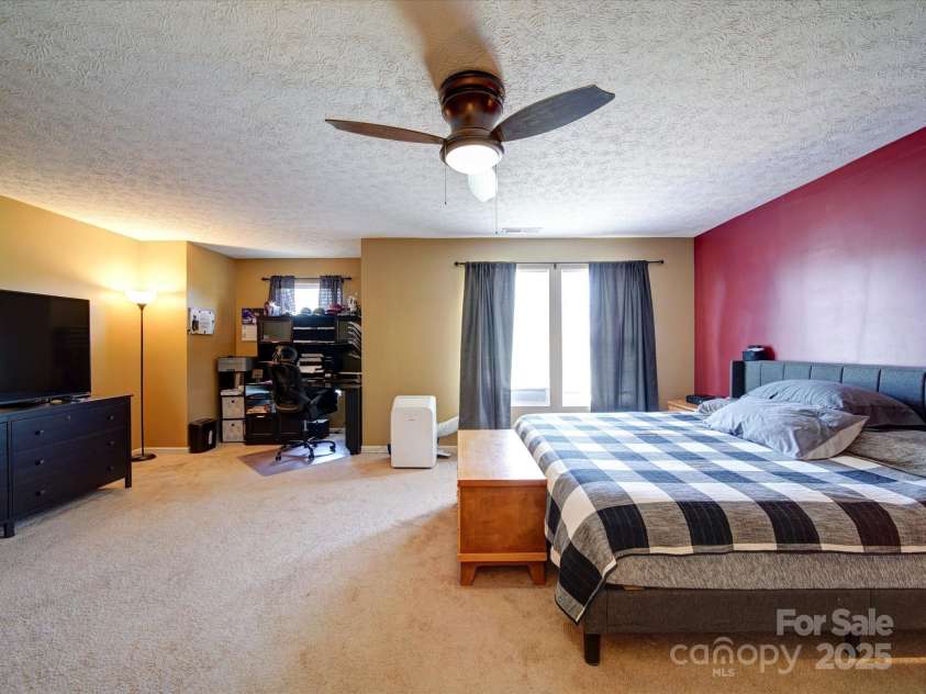 3841 Shasta Circle, Clover, SC 29710.  MLS# CAR4224933, YatesRealty ID 587. 