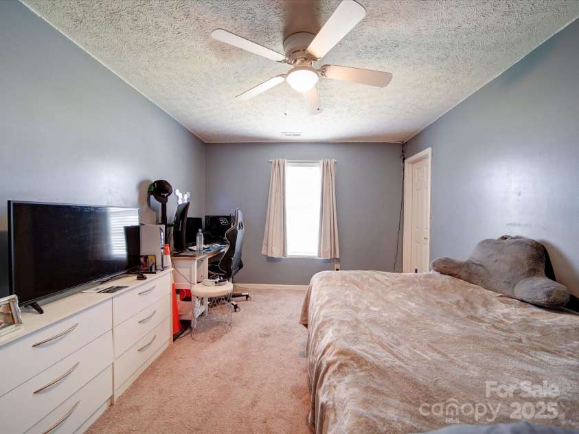 3841 Shasta Circle, Clover, SC 29710.  MLS# CAR4224933, YatesRealty ID 587. 