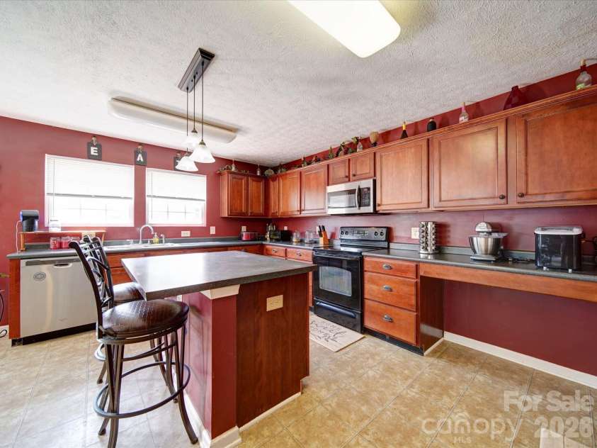 3841 Shasta Circle, Clover, SC 29710.  MLS# CAR4389038, YatesRealty ID 587. 