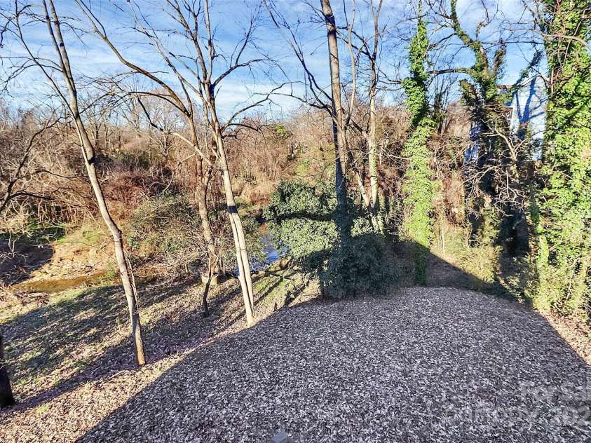 835 Belmont Avenue, Charlotte, NC 28205.  MLS# CAR4213591, YatesRealty ID 587. 