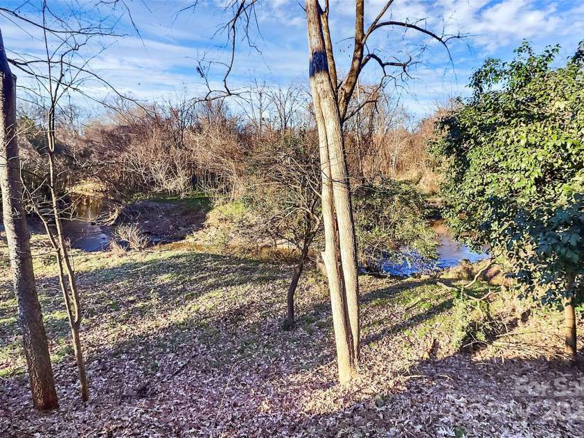835 Belmont Avenue, Charlotte, NC 28205.  MLS# CAR4213591, YatesRealty ID 587. 