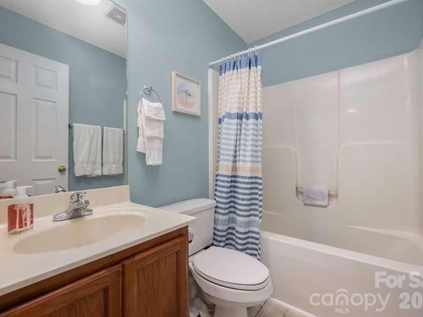 255 Evening Drive, Salisbury, NC 28147.  MLS# CAR4434495, YatesRealty ID 58702. 