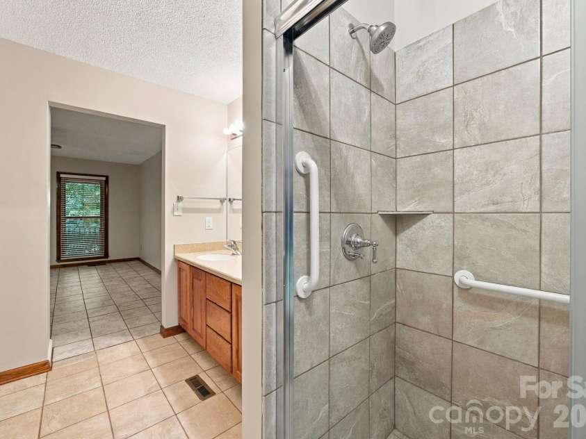 3400 Jonesberry Road, Mint Hill, NC 28105.  MLS# CAR4433749, YatesRealty ID 58705. 