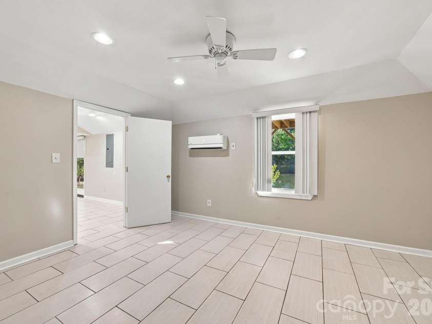 3400 Jonesberry Road, Mint Hill, NC 28105.  MLS# CAR4433749, YatesRealty ID 58705. 