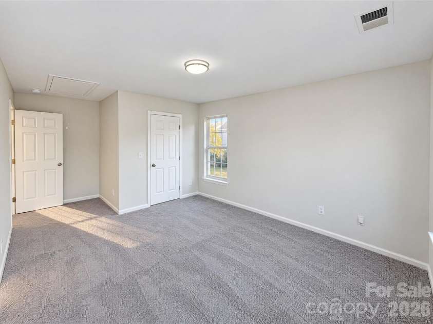 12613 Winget Road, Charlotte, NC 28278.  MLS# CAR4438051, YatesRealty ID 58709. 