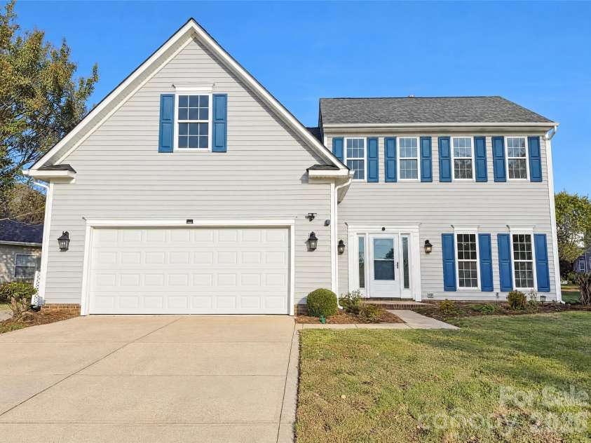 12613 Winget Road, Charlotte, NC 28278.  MLS# CAR4438051, YatesRealty ID 58709. 