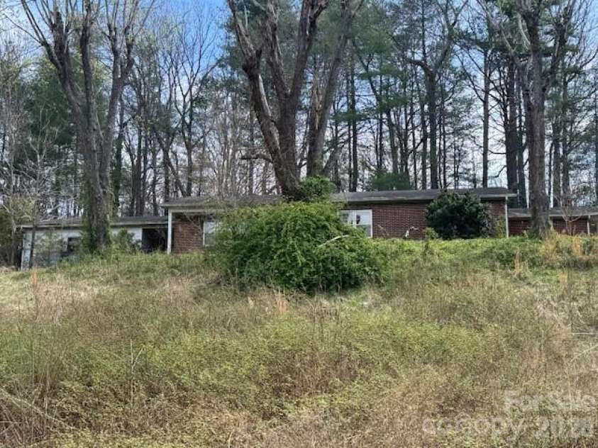 3053 Mineral Springs Mountain Road, Valdese, NC 28690.  MLS# CAR4358401, YatesRealty ID 5871. 