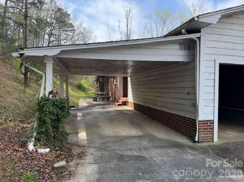 3053 Mineral Springs Mountain Road, Valdese, NC 28690.  MLS# CAR4358401, YatesRealty ID 5871. 