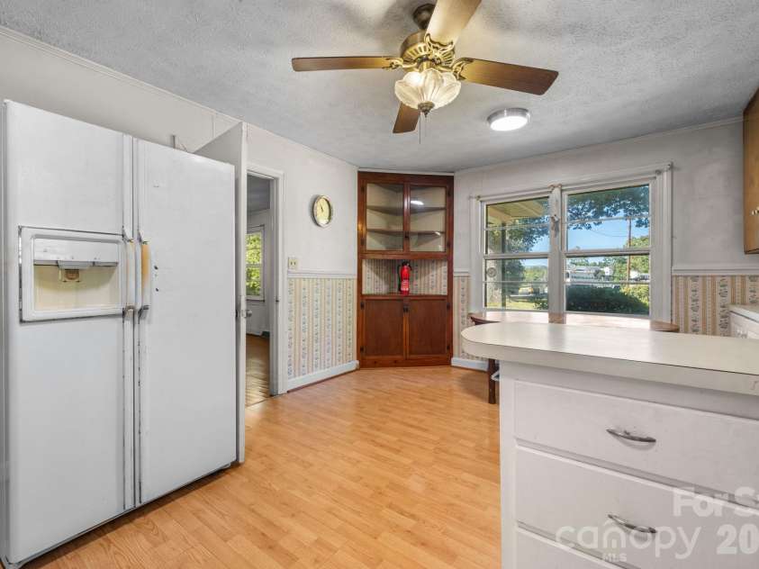 131 Clay Street, Morganton, NC 28655.  MLS# CAR4438053, YatesRealty ID 58718. 