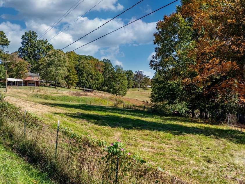 131 Clay Street, Morganton, NC 28655.  MLS# CAR4438053, YatesRealty ID 58718. 