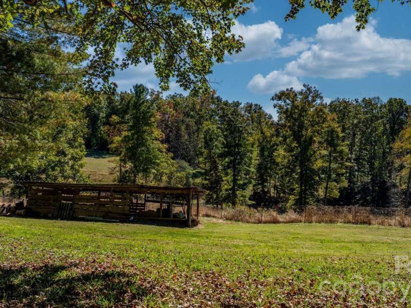 131 Clay Street, Morganton, NC 28655.  MLS# CAR4438053, YatesRealty ID 58718. 