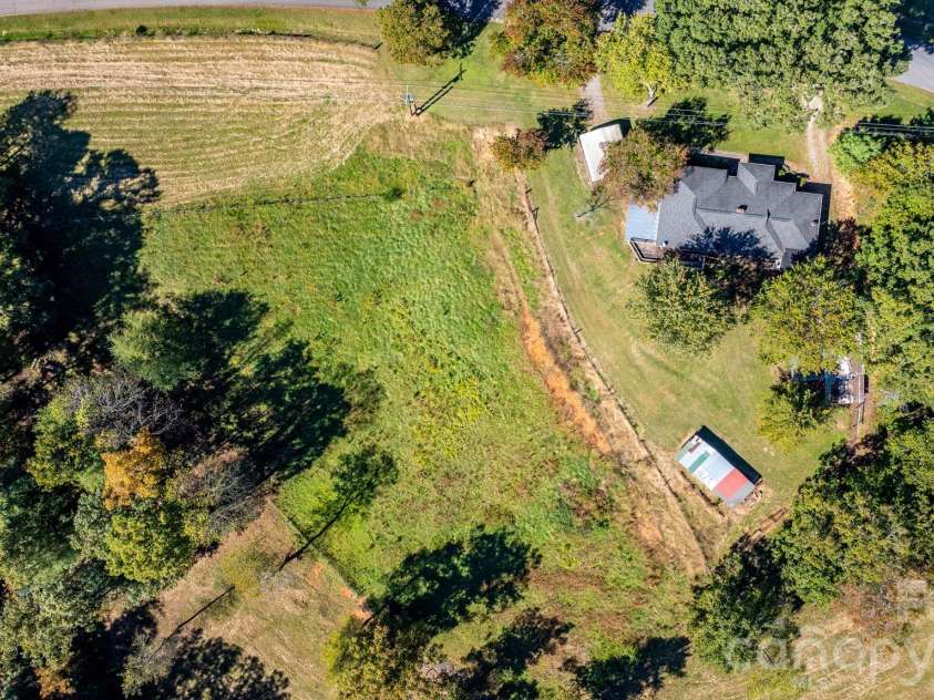 131 Clay Street, Morganton, NC 28655.  MLS# CAR4438053, YatesRealty ID 58718. 