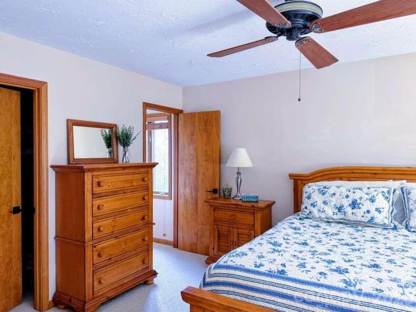 352 Bolt Road, Lake Lure, NC 28746.  MLS# CAR4305332, YatesRealty ID 5872. 7-Primary bedroom