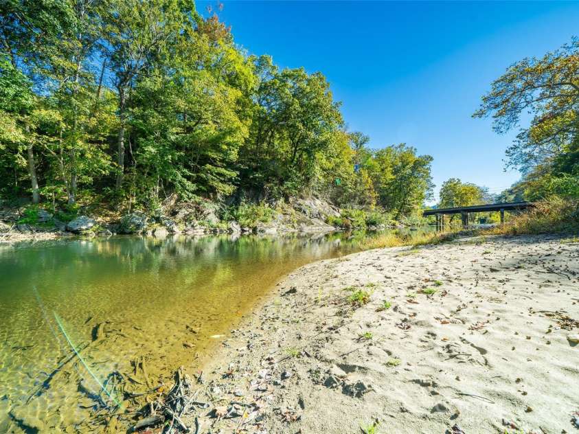 61 Riverbend Road, Canton, NC 28716.  MLS# CAR4241043, YatesRealty ID 5872. 