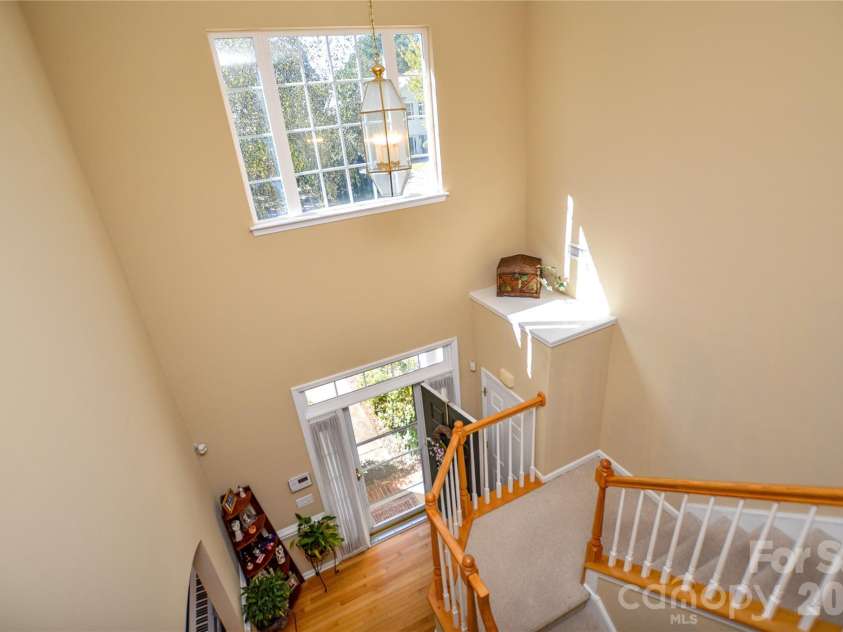 9721 Autumn Applause Drive, Charlotte, NC 28277.  MLS# CAR4437711, YatesRealty ID 58728. 