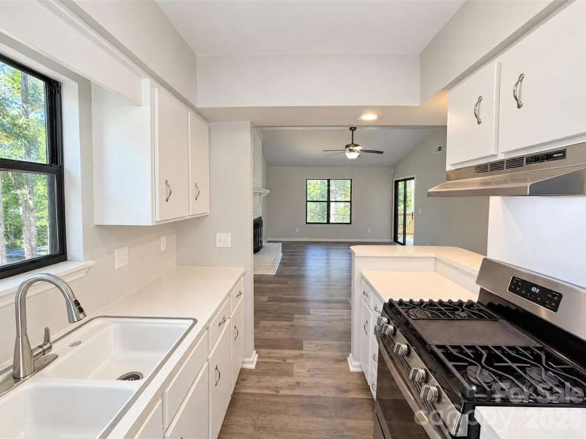 10005 Santa Fe Lane, Mint Hill, NC 28227.  MLS# CAR4438100, YatesRealty ID 58731. 