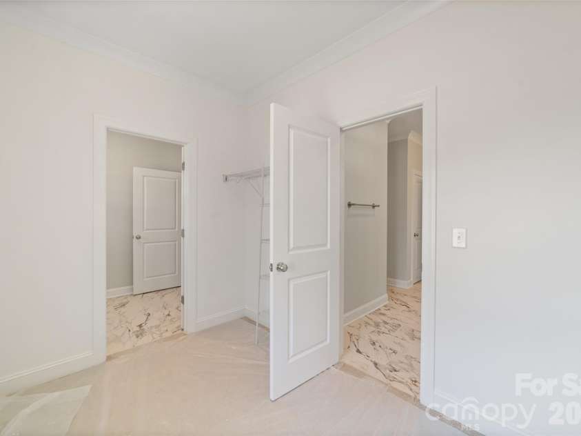 131 Canton Drive, Lexington, NC 27295.  MLS# CAR4438111, YatesRealty ID 58757. 