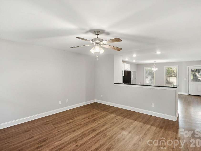 549 Gibson Drive, Concord, NC 28025.  MLS# CAR4436943, YatesRealty ID 58767. 