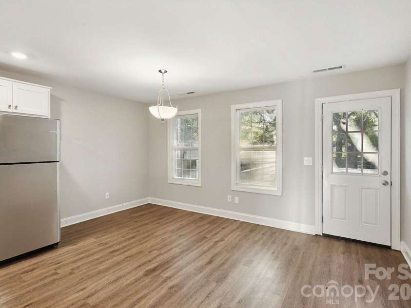 549 Gibson Drive, Concord, NC 28025.  MLS# CAR4436943, YatesRealty ID 58767. 