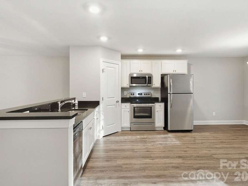 549 Gibson Drive, Concord, NC 28025.  MLS# CAR4436943, YatesRealty ID 58767. 