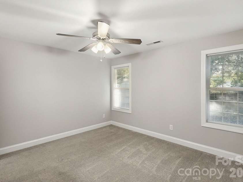 549 Gibson Drive, Concord, NC 28025.  MLS# CAR4436943, YatesRealty ID 58767. 