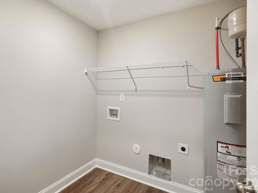 549 Gibson Drive, Concord, NC 28025.  MLS# CAR4436943, YatesRealty ID 58767. 