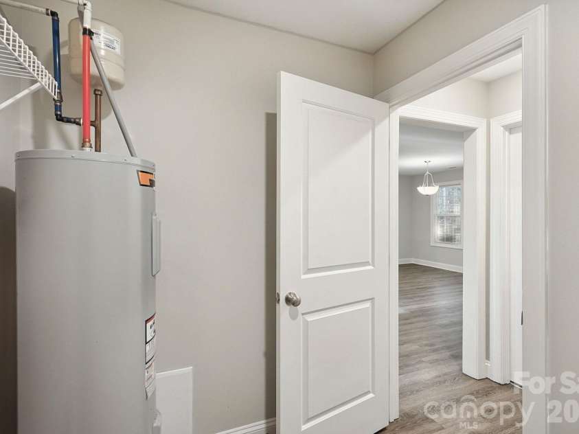 549 Gibson Drive, Concord, NC 28025.  MLS# CAR4436943, YatesRealty ID 58767. 