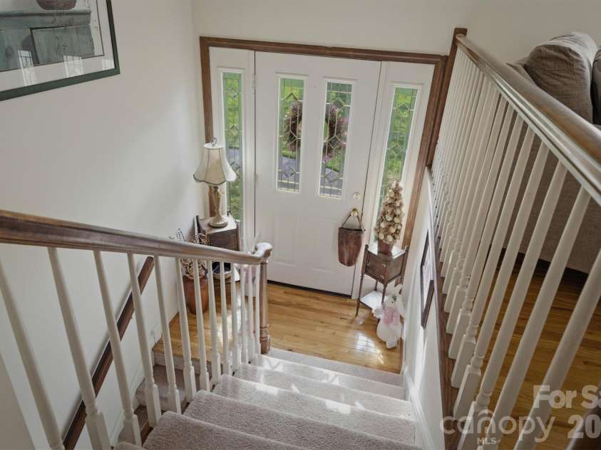 2480 Sweetbriar Circle, Lenoir, NC 28645.  MLS# CAR4350461, YatesRealty ID 5877. 