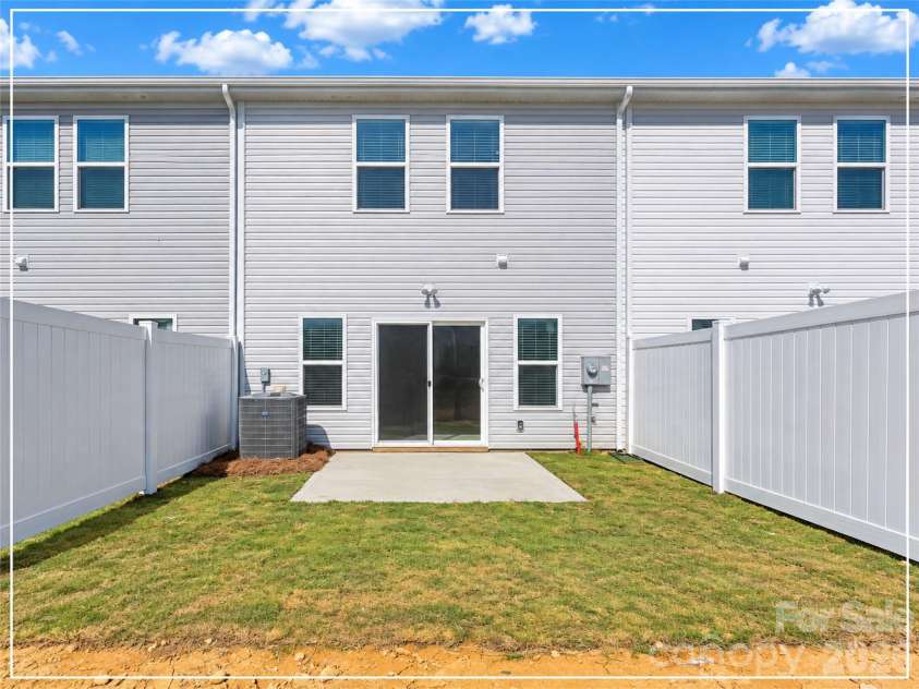 3115 Aberleaf Lane, Charlotte, NC 28227.  MLS# CAR4438205, YatesRealty ID 58775. 