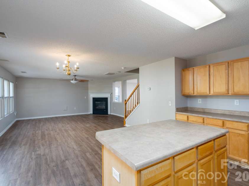 14033 Pinyon Pine Lane, Charlotte, NC 28215.  MLS# CAR4435831, YatesRealty ID 58782. 