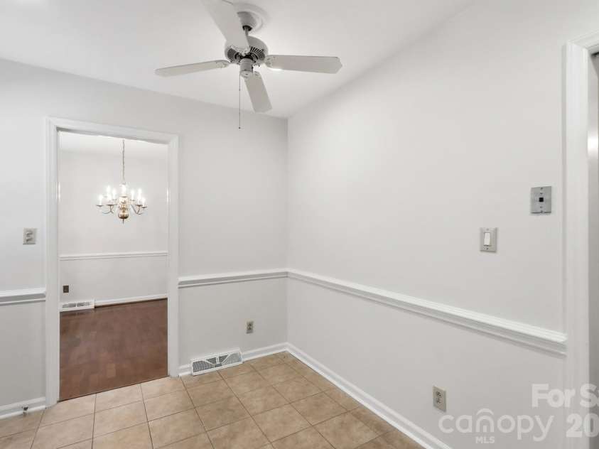 8118 Cliffside Drive, Charlotte, NC 28270.  MLS# CAR4436889, YatesRealty ID 58783. 