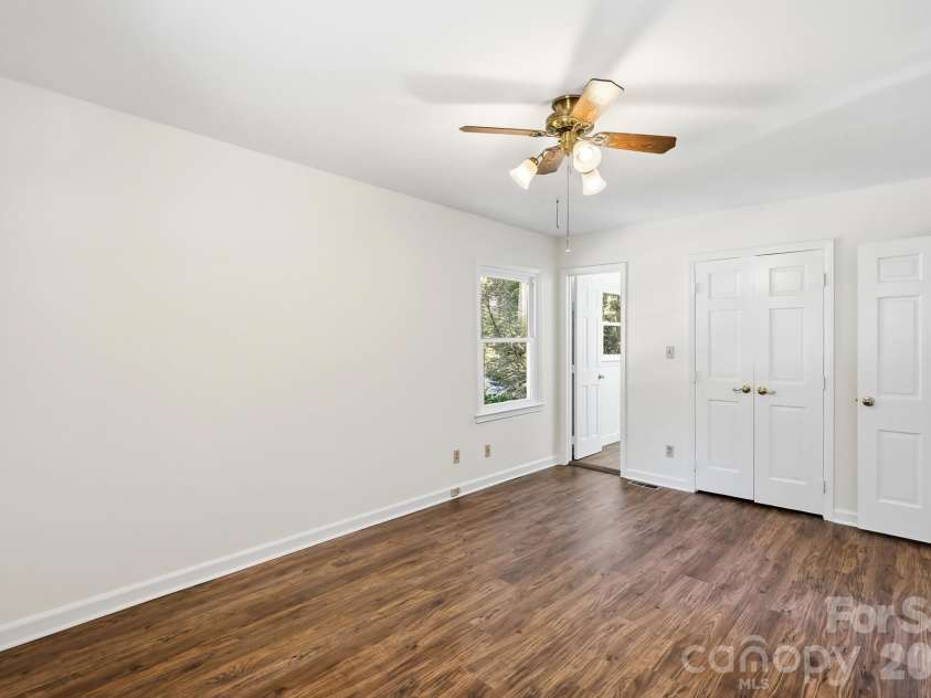 8118 Cliffside Drive, Charlotte, NC 28270.  MLS# CAR4436889, YatesRealty ID 58783. 