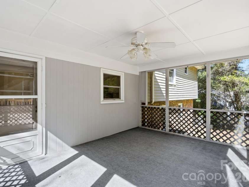 8118 Cliffside Drive, Charlotte, NC 28270.  MLS# CAR4436889, YatesRealty ID 58783. 