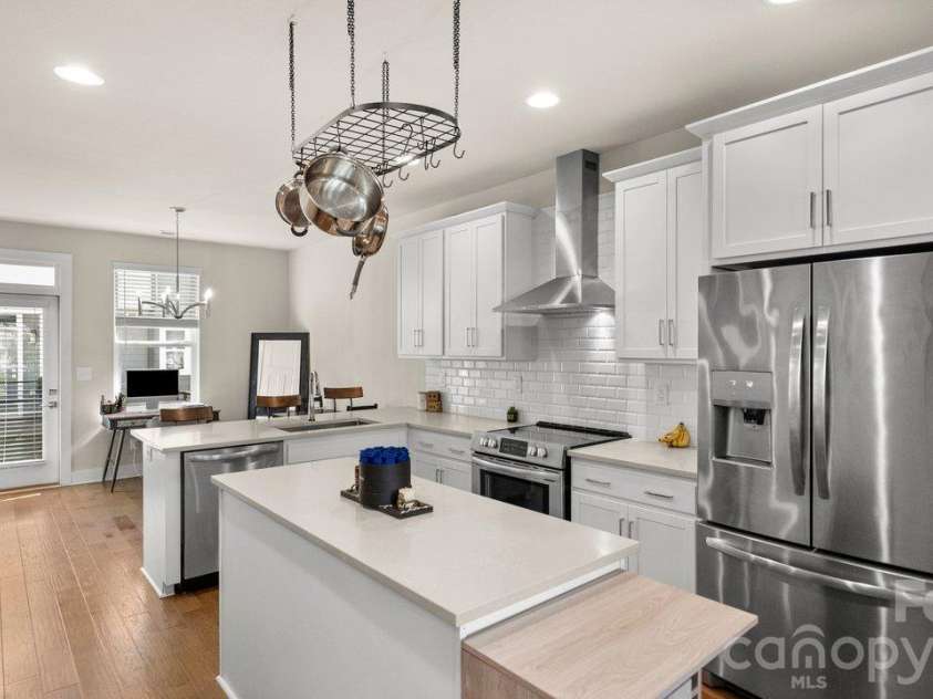 2135 Bryant Park Drive, Charlotte, NC 28208.  MLS# CAR4438170, YatesRealty ID 58789. 