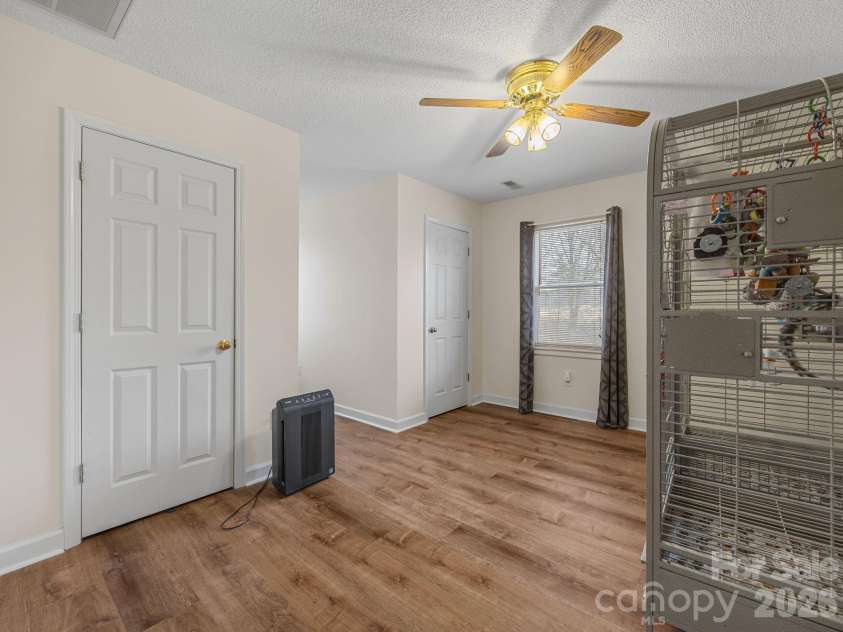 1570 Roddy Road, Campobello, SC 29322.  MLS# CAR4384066, YatesRealty ID 5879. 