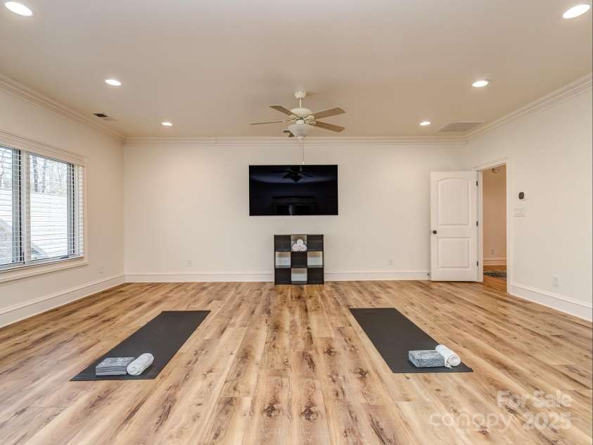 235 Blue River Road, Clover, SC 29710.  MLS# CAR4228148, YatesRealty ID 5879. 