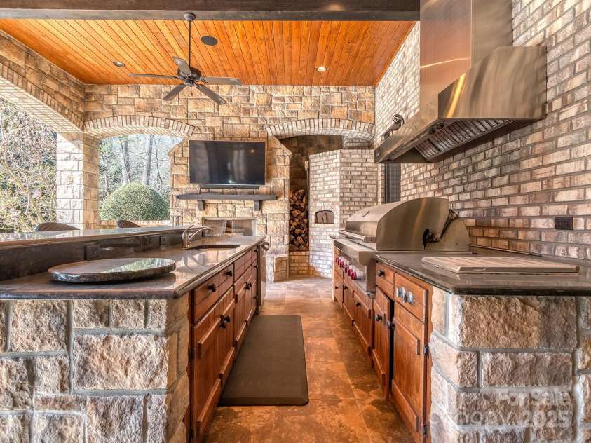 235 Blue River Road, Clover, SC 29710.  MLS# CAR4228148, YatesRealty ID 5879. 