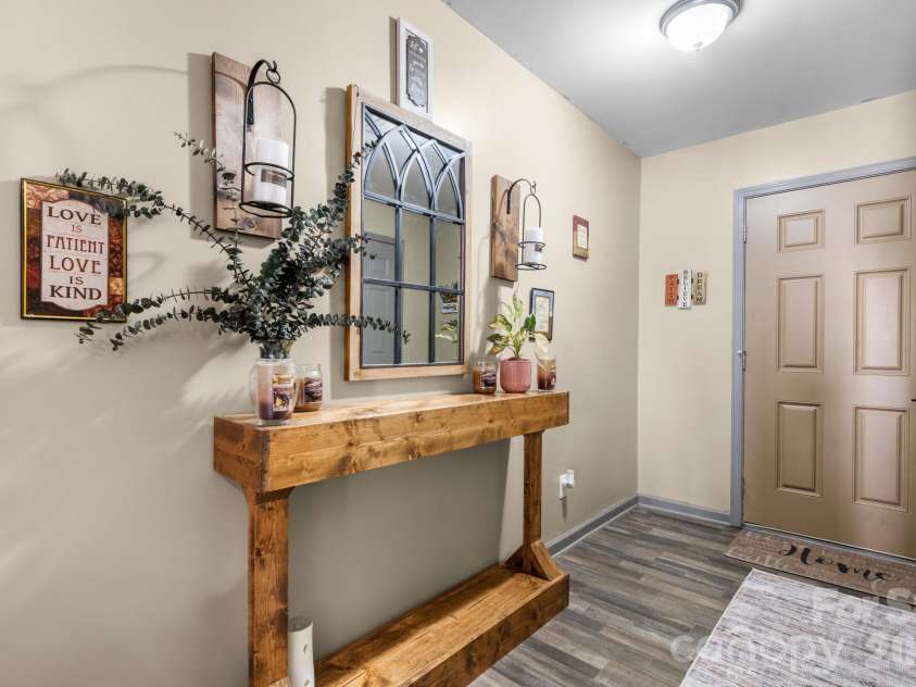 1469 Cypress Loop, Newton, NC 28658.  MLS# CAR4436982, YatesRealty ID 58790. 