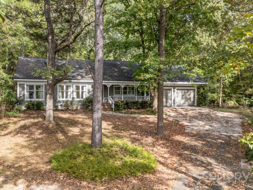 15133 Torrence Branch Road, Charlotte, NC 28278.  MLS# CAR4299900, YatesRealty ID 588. 