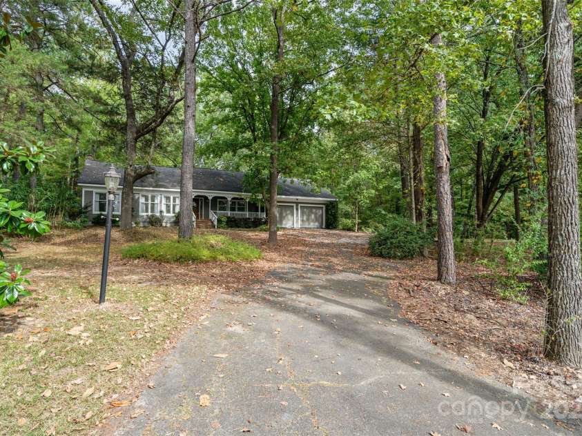 15133 Torrence Branch Road, Charlotte, NC 28278.  MLS# CAR4299900, YatesRealty ID 588. 