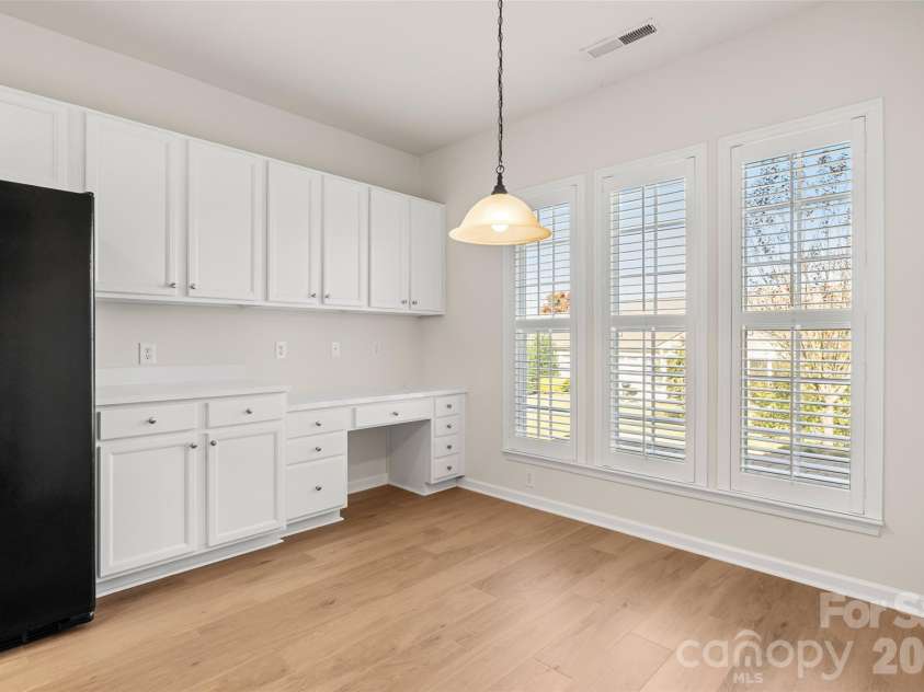 1058 Mesa Verde Drive, Indian Land, SC 29707.  MLS# CAR4408157, YatesRealty ID 58806. Breakfast nook