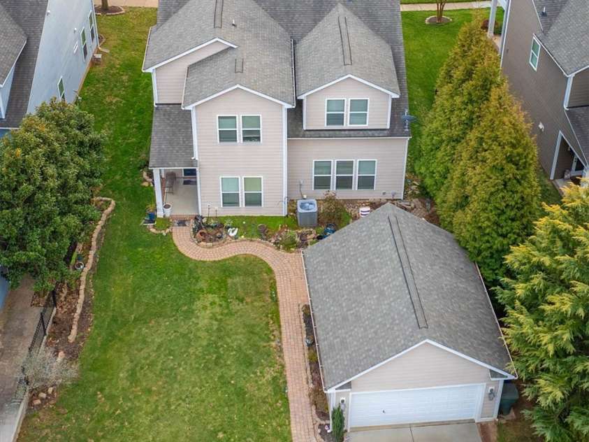 375 Montibello Drive, Mooresville, NC 28117.  MLS# CAR4220480, YatesRealty ID 5881. Double Detached Garage