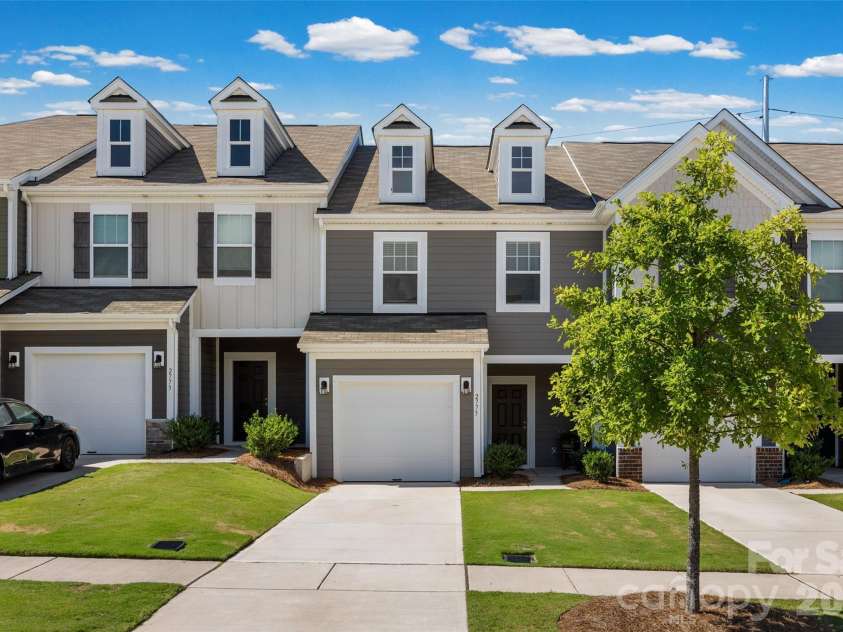 2775 Yeager Drive, Concord, NC 28027.  MLS# CAR4436541, YatesRealty ID 58814. 