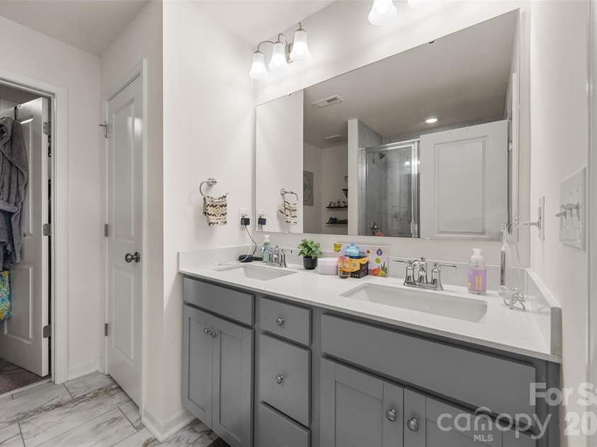 2775 Yeager Drive, Concord, NC 28027.  MLS# CAR4436541, YatesRealty ID 58814. 