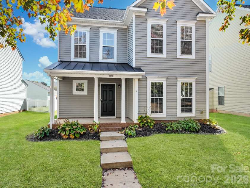 11921 Snapping Turtle Lane, Huntersville, NC 28078.  MLS# CAR4432736, YatesRealty ID 58817. 