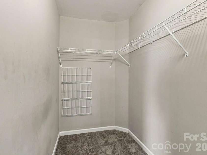 11921 Snapping Turtle Lane, Huntersville, NC 28078.  MLS# CAR4432736, YatesRealty ID 58817. 