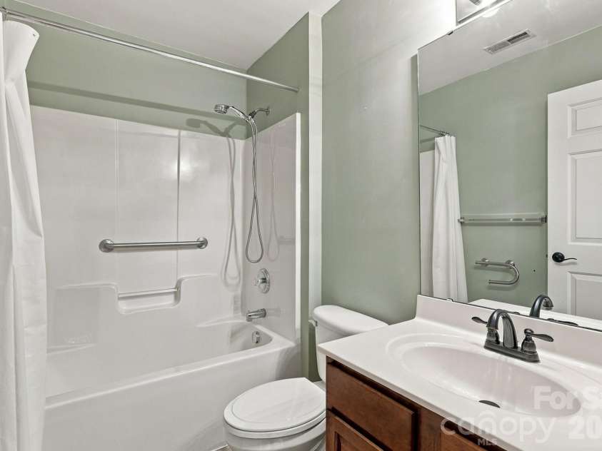 11921 Snapping Turtle Lane, Huntersville, NC 28078.  MLS# CAR4432736, YatesRealty ID 58817. 