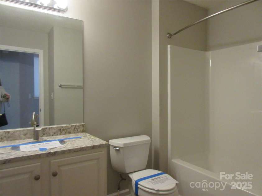 322 Creeks End Circle, Mills River, NC 28759.  MLS# CAR4224272, YatesRealty ID 5882. 
