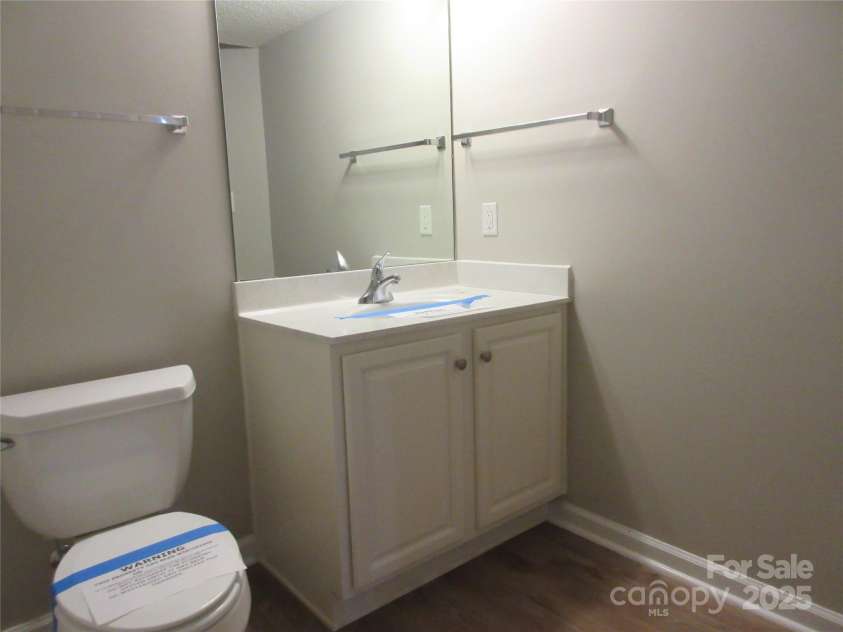 322 Creeks End Circle, Mills River, NC 28759.  MLS# CAR4224272, YatesRealty ID 5882. 