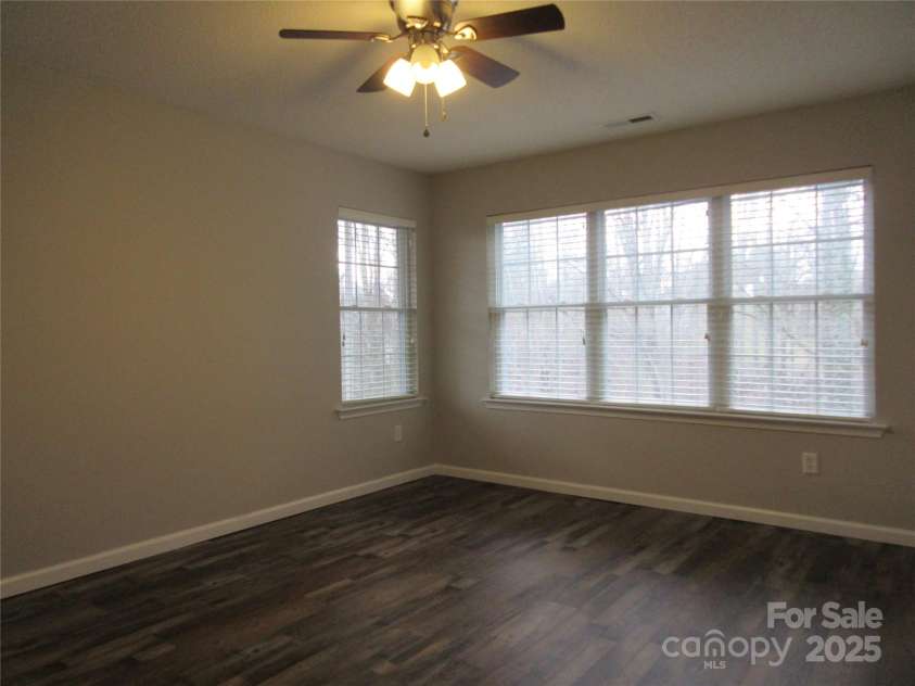 322 Creeks End Circle, Mills River, NC 28759.  MLS# CAR4224272, YatesRealty ID 5882. 